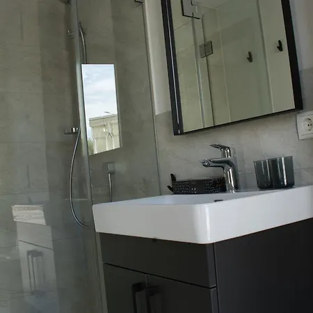 Myquartier Digital Self Check In 3* Инсбрук