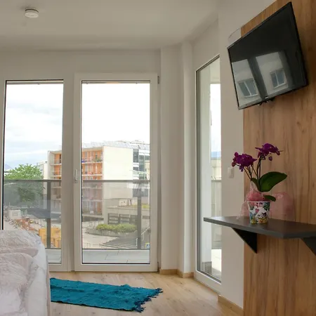 Апарт-отель Myquartier Digital Self Check In Инсбрук