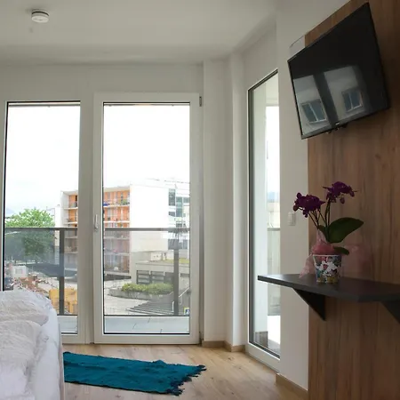 Myquartier Digital Self Check In